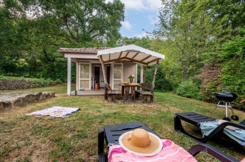 Camping La Serre Aigues-Vives  Esterno foto